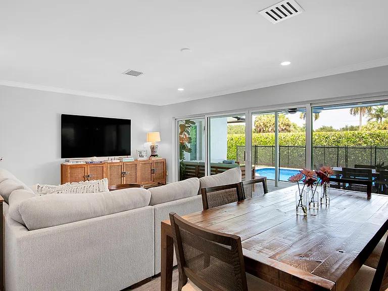23313 Lago Mar Cir — Photo 19