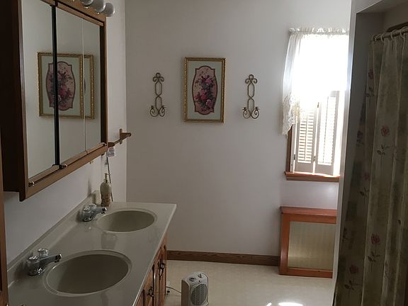 5th image of 715 E Lackawanna Ave #L-55