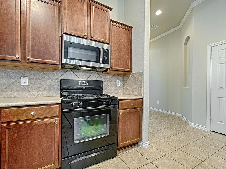 728 Mandalay Bay Dr — Photo 27