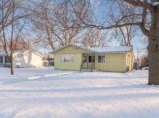 1221 Home Pl, Faribault, MN 55021