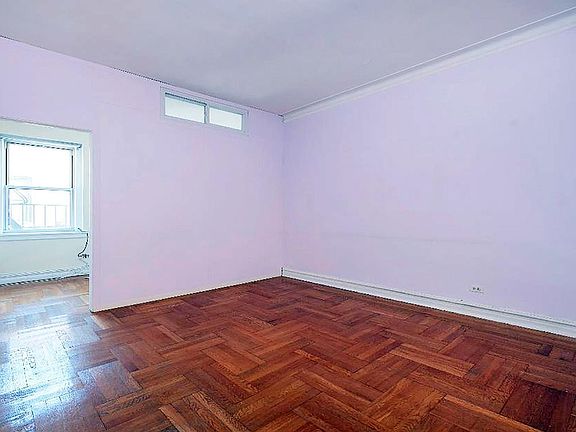 4th image of 325 E 77th St APT 6C