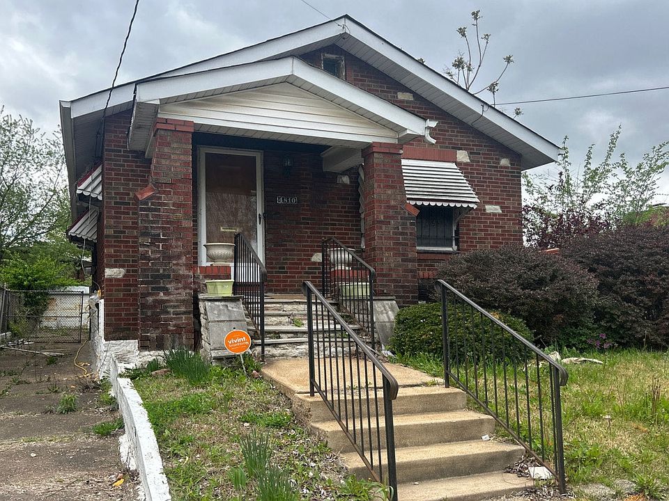 2nd image of 4810 Palm St