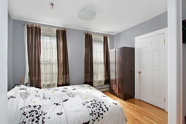 Rented by Corcoran | media 16