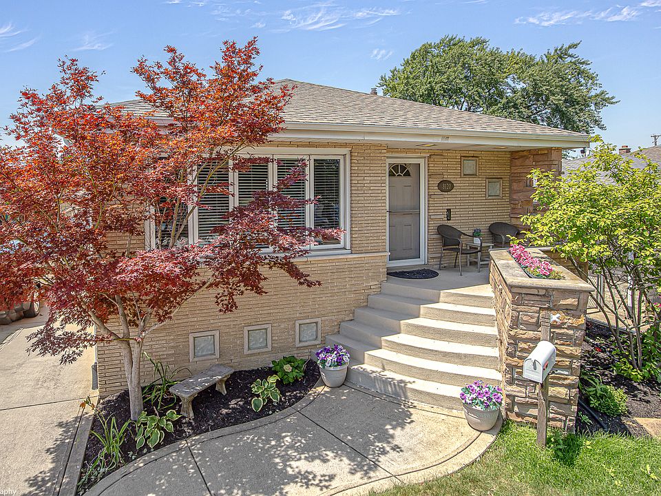1st image of 8120 Mayfield Ave