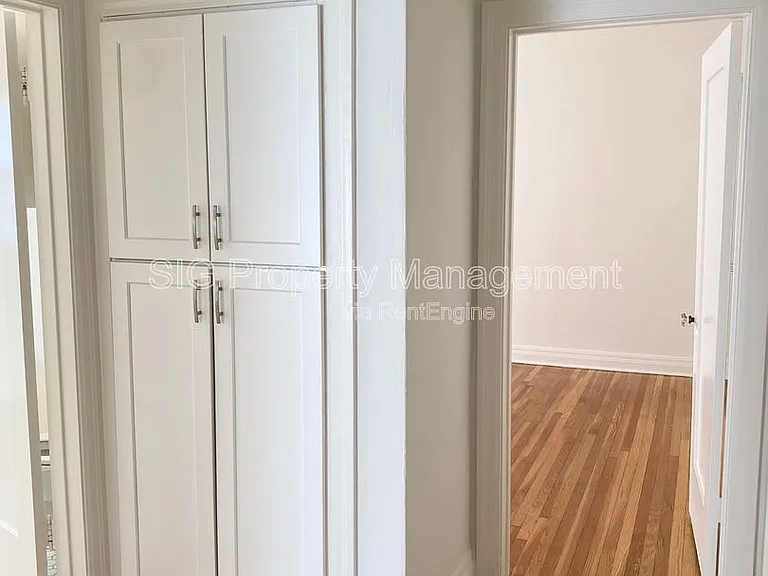 1157 N Maryland Ave #2 — Photo 4
