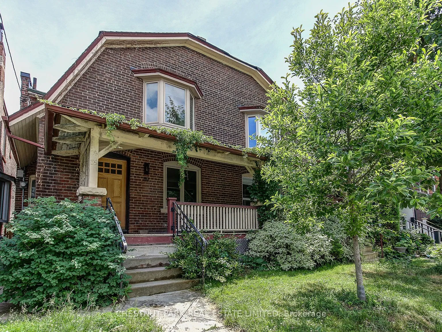 4 bed, $5,500 — Photo 1