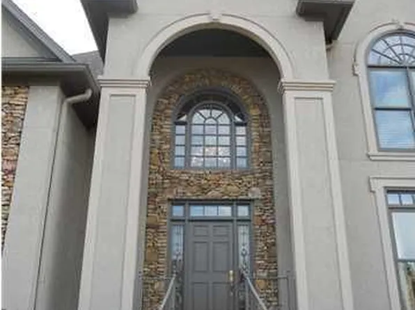 2040 Magnolia Rdg, Vestavia, AL 35243