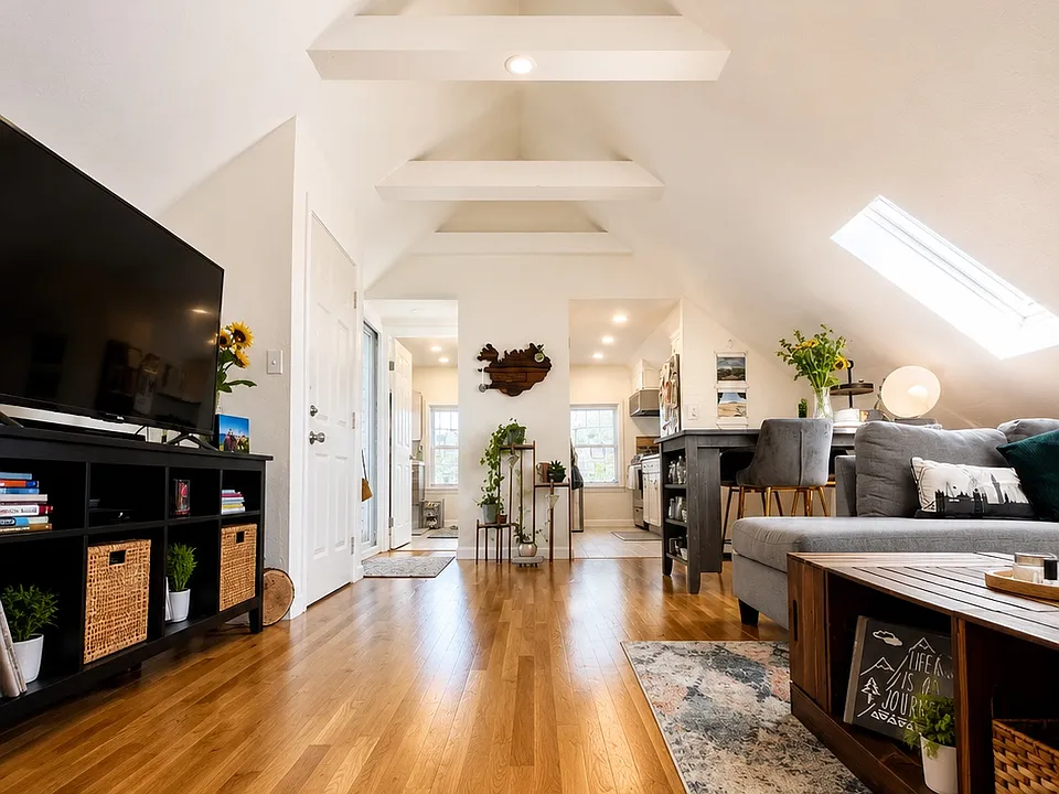 31 Richardson St #3