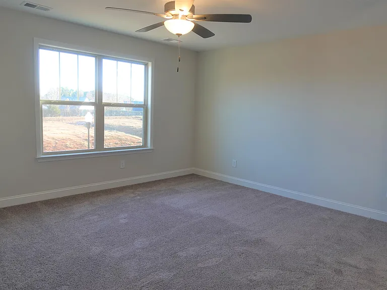 2731 Millhone Dr — Photo 34