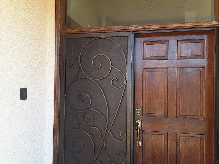 3535 W 16th Ln — Photo 3