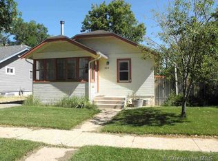 818 Richardson Ct, Cheyenne, WY 82001