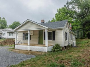 1011 Frye St, Waynesboro, VA 22980