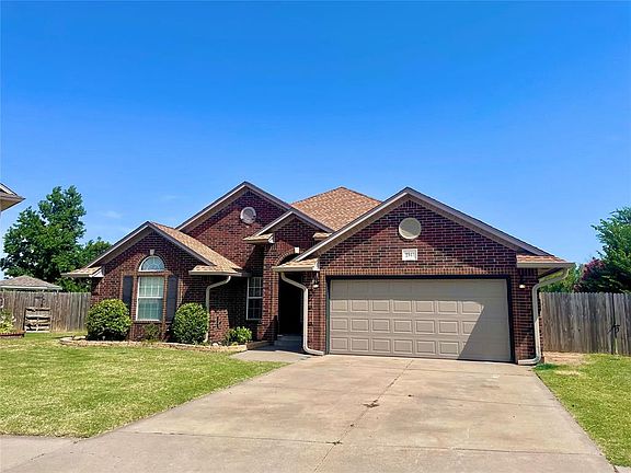 2nd image of 2941 SW 124th Ct