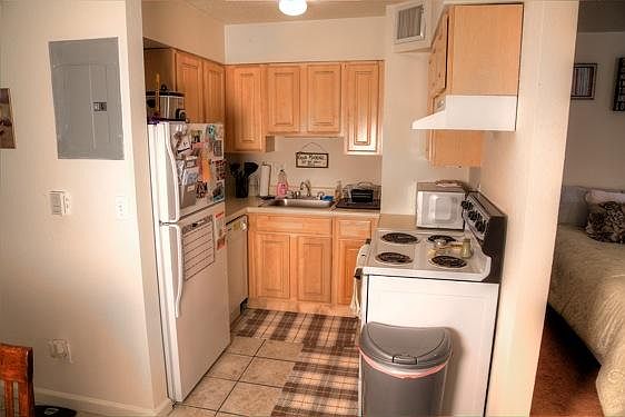 4th image of 4343 Maryland Ave
