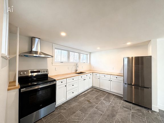 2nd image of 28 Willow Ln #A