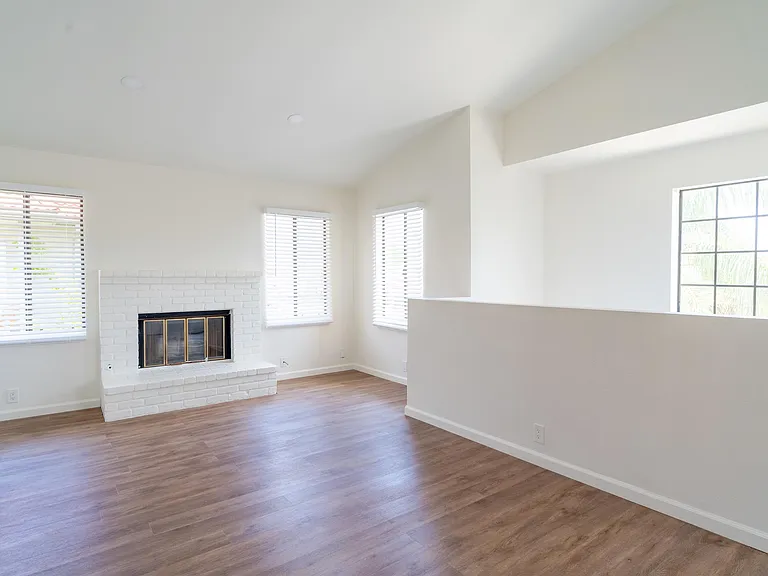 4436-44 Wilson Avenue - 4438 — Photo 7