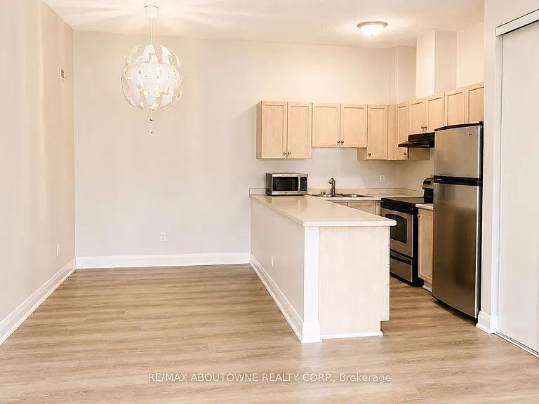 4140 Foxwood Dr #906 — Photo 4