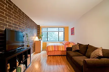 Rented by Warren T Real Estate Corp.