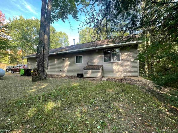 W9001 Us Highway 8, Pembine, WI 54156