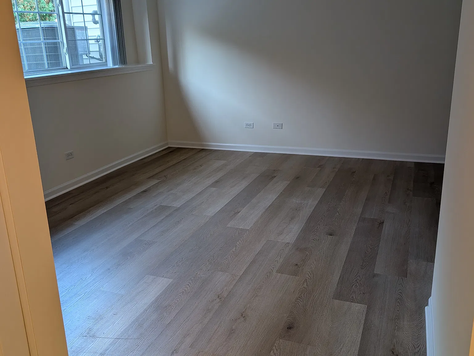 3 bed, 3.5 bath, 1984 sqft, $2,800 — Photo 4