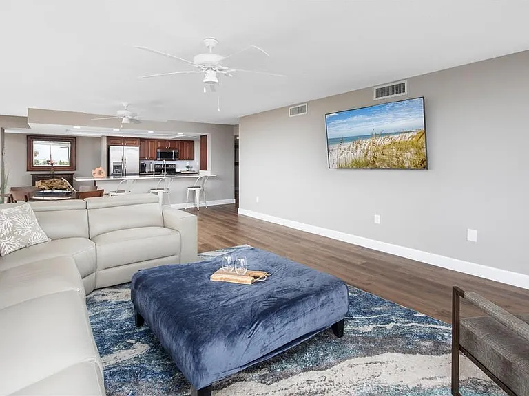 7650 Bayshore Dr #606 — Photo 13