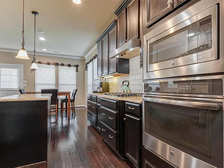 27810 Yorkshire Brook Ln — Photo 10