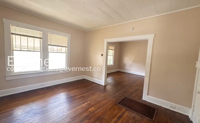 2304 22nd St SW — Photo 12