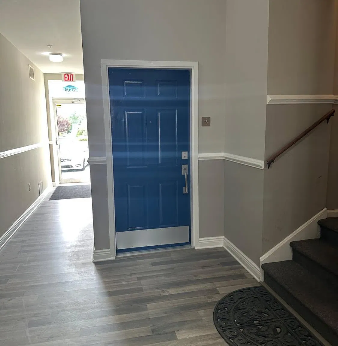 2 bed, 1.0 bath, $2,200 — Photo 2