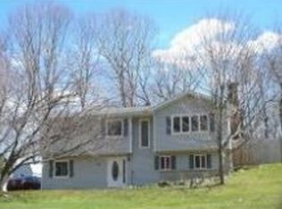 68 Woodland Dr, Vernon, NJ 07462