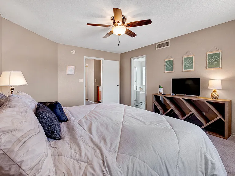 7801 W Crocus Dr — Photo 20