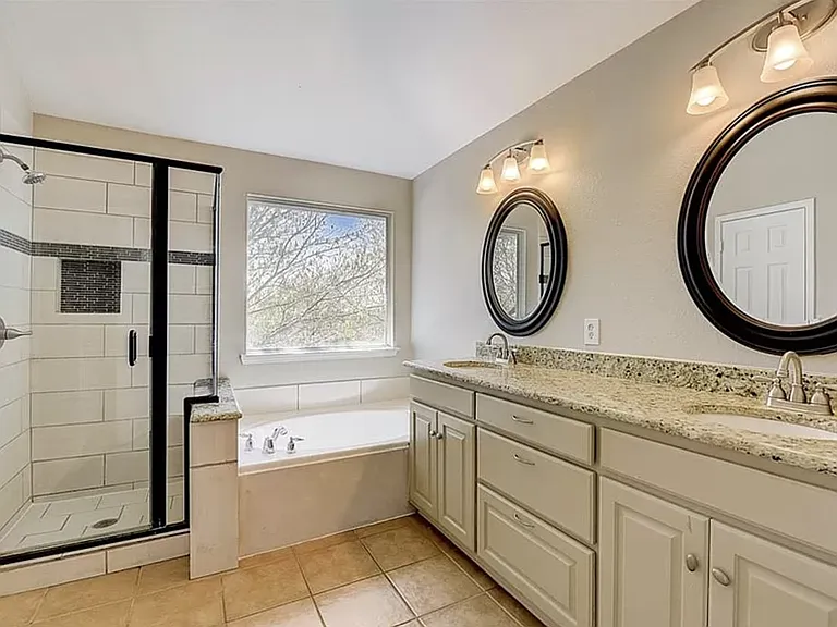 1516 Cedar Brook Ct — Photo 22