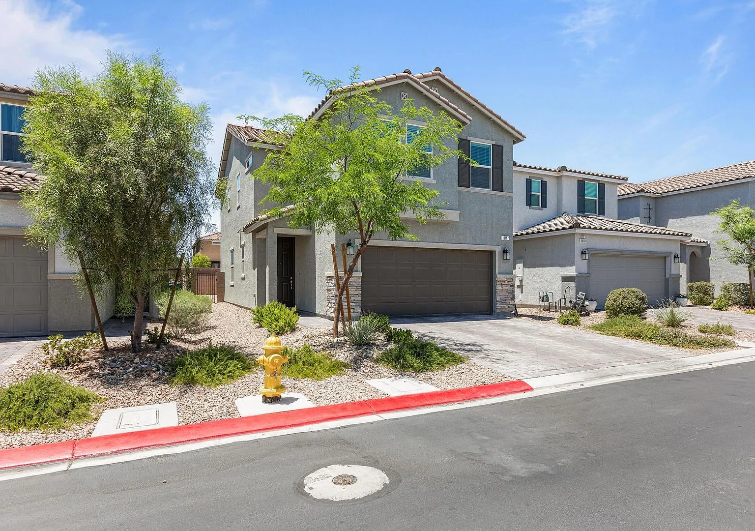 10167 Glowing Amber Street, Las Vegas, Nevada 89141 — Photo 2