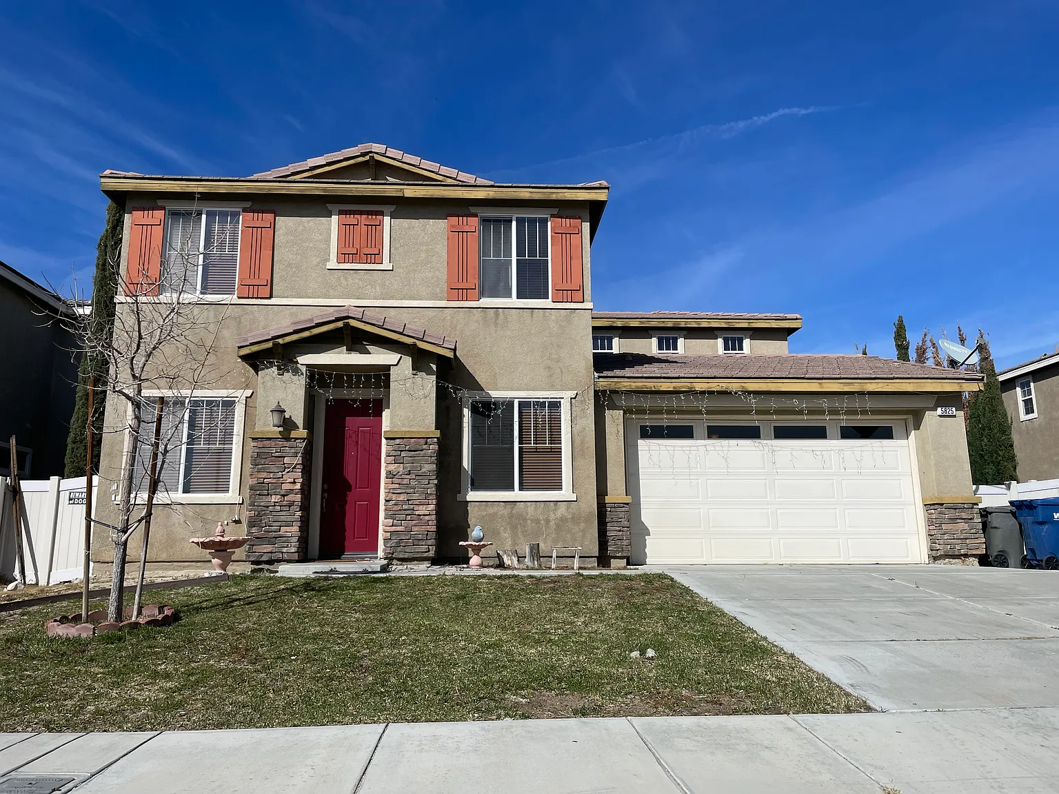 4 bed, 2678 sqft, $3,600 — Photo 3