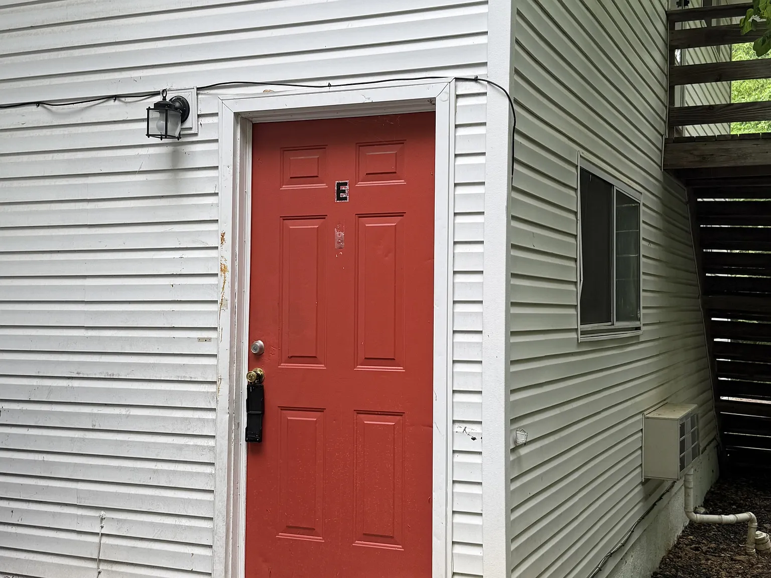 7641 Noah Reid Road - E — Photo 1