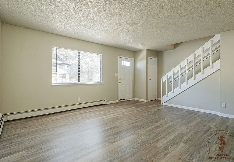 106 Peter Dr #2 — Photo 3