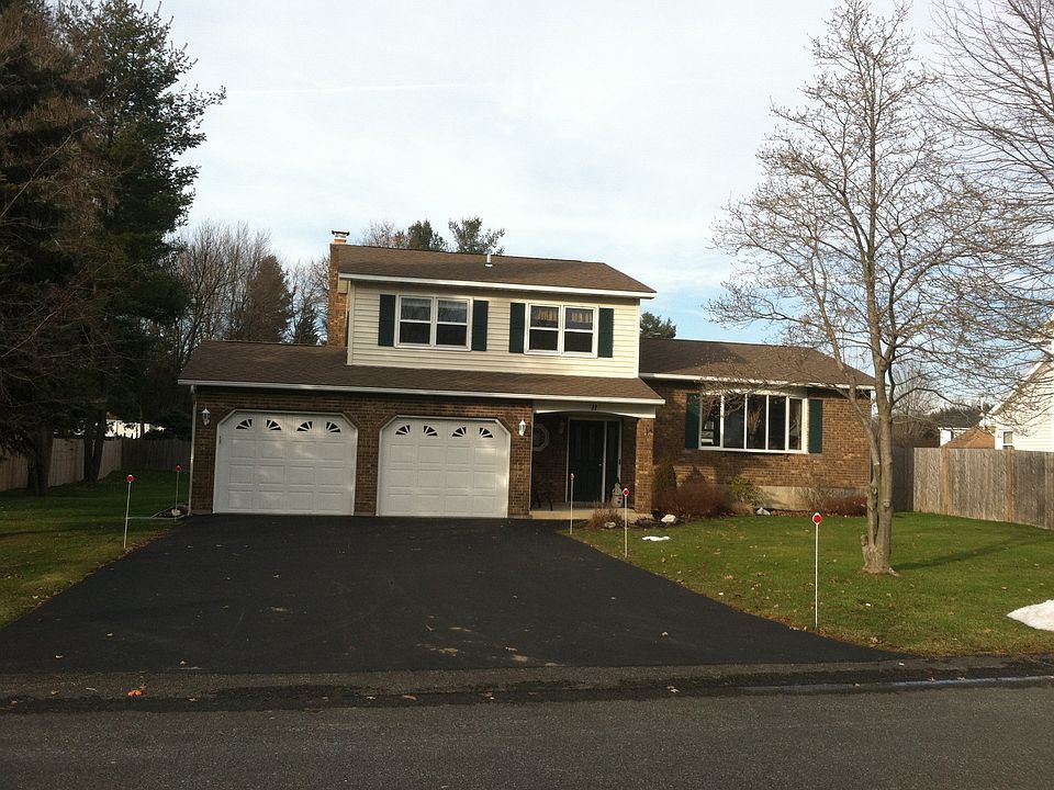 11 Hampshire Way