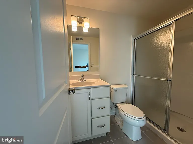 748 Rosler Way — Photo 7