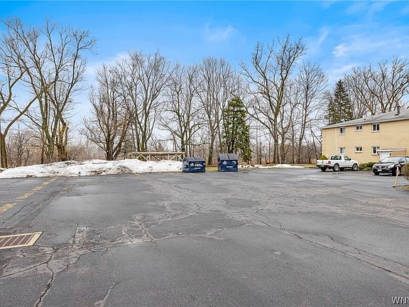 3rd image of 1172 Indian Church Rd APT 16