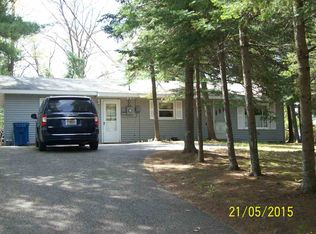 10588 Johnston Blvd, Saint Helen, MI
