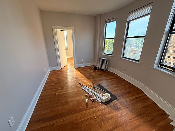 4th image of 303 58th St #14E