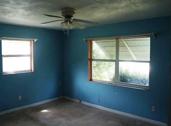 3rd image of 645 Pelican Dr