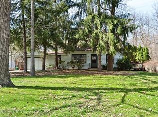 1327 Nyoda Pl, Highland Park, IL 60035