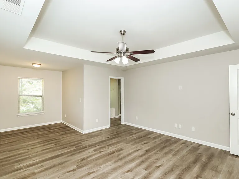 117 Worthing Ln — Photo 12