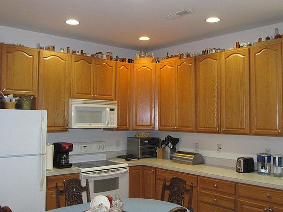 3rd image of 1247 White Rock Ct