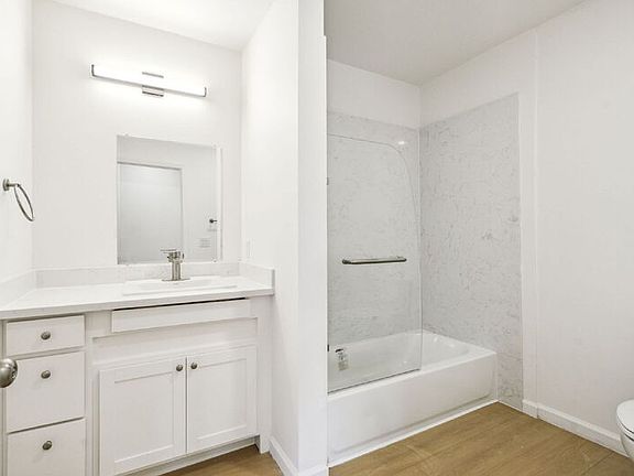 2nd image of 6480 Stockton Blvd Unit 207