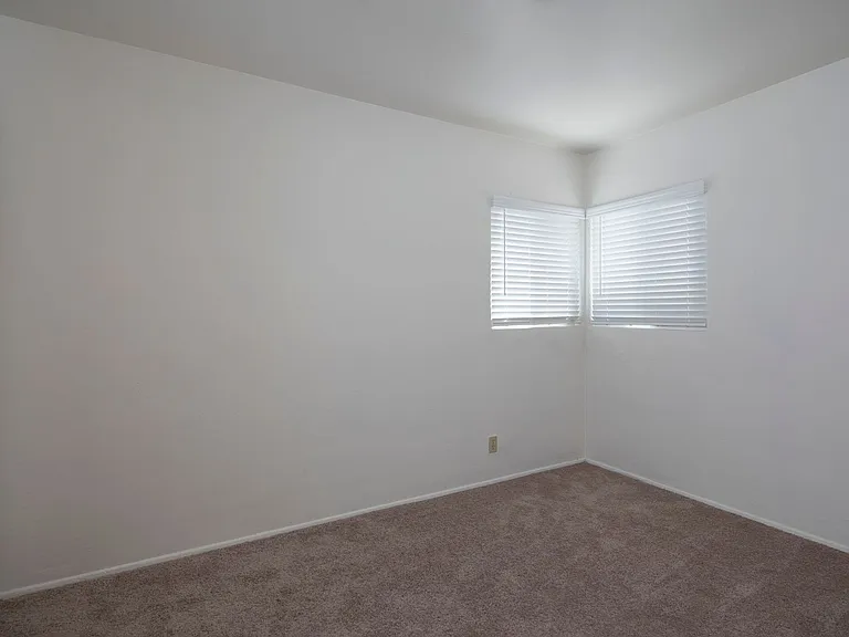 National Ave. Apartments — Photo 28