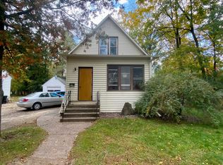 1114 7th St E, Menomonie, WI 54751