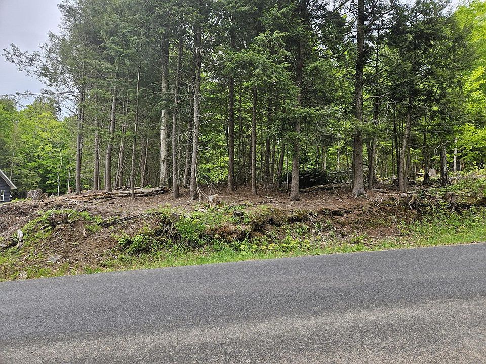 1st image of 74 Tamarac Dr