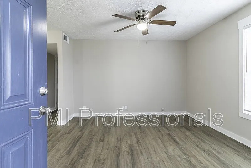 1 bed, 1.0 bath, 630 sqft, $1,099 — Photo 4