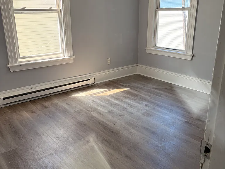 157 Lounsbury St #2 — Photo 6